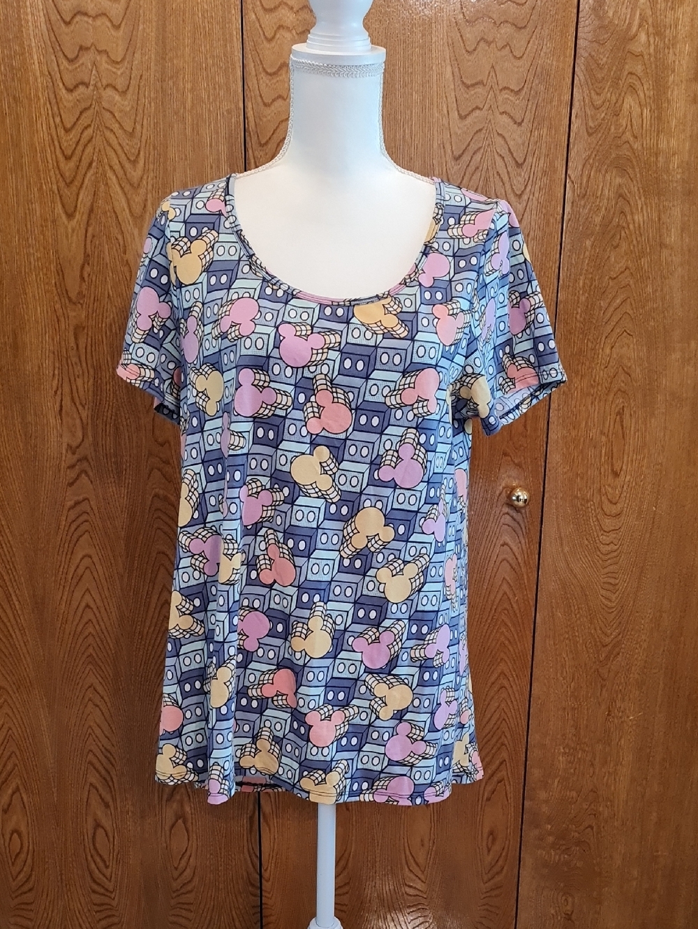 LuLaRoe Scoop Neck Short Sleeve Tee in Blue with Pink & Yellow MickeyHeart Motif